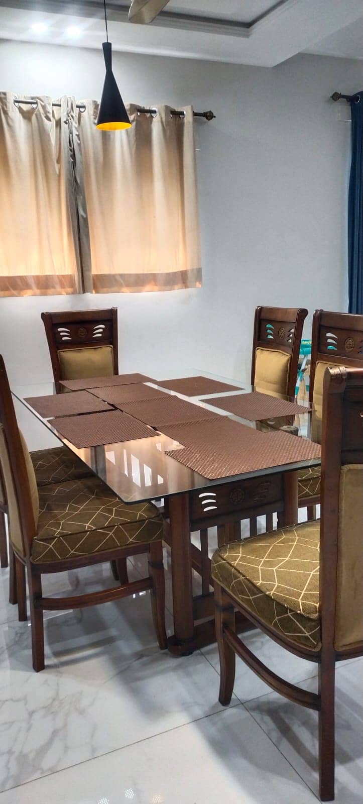 Dining table set 3