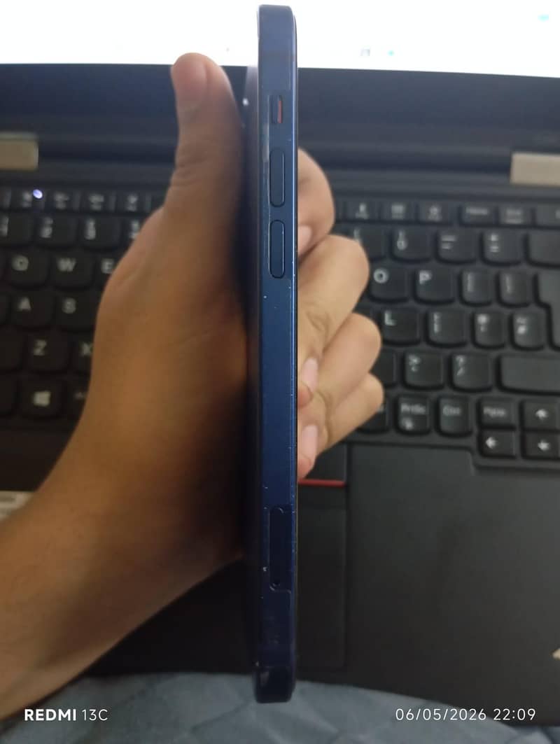 Iphone 12 Mint condition 8