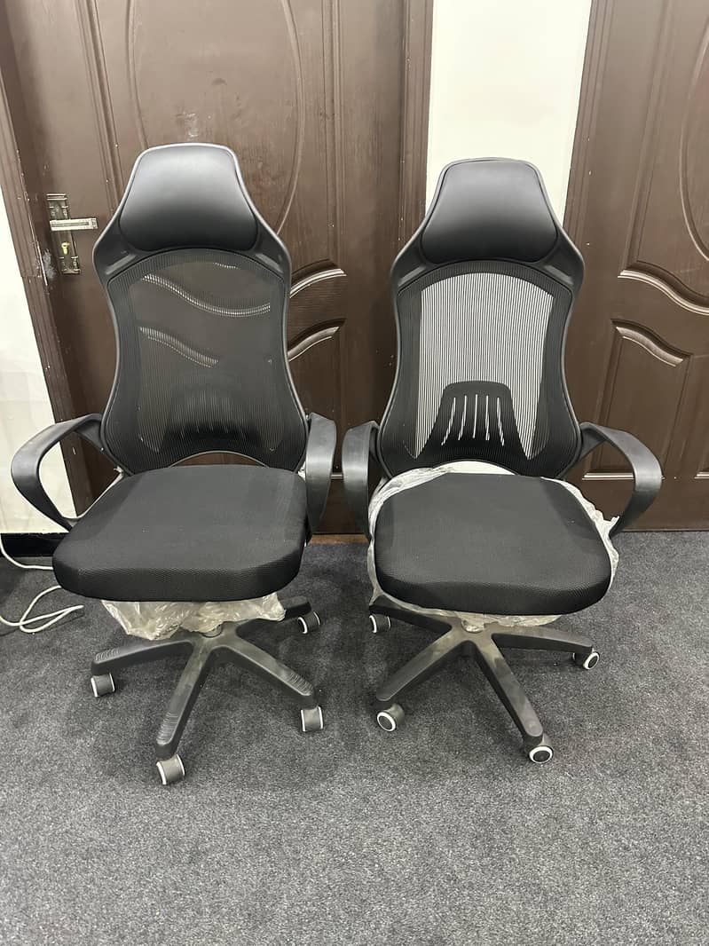 chairs with table 0