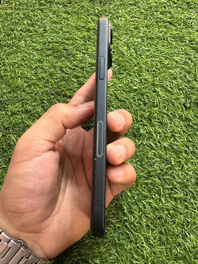 iPhone 15 plus 0