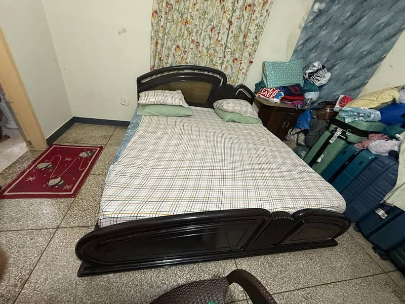 king size Double bed 0