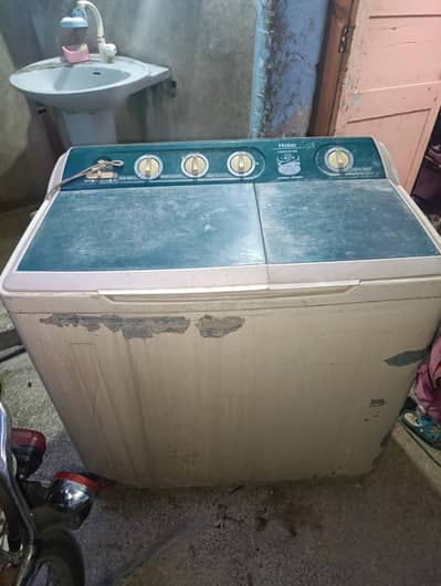 Haier Washer and dryer Machine