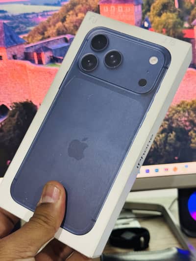 Iphone 17 pro max 1tb  NON active box pack