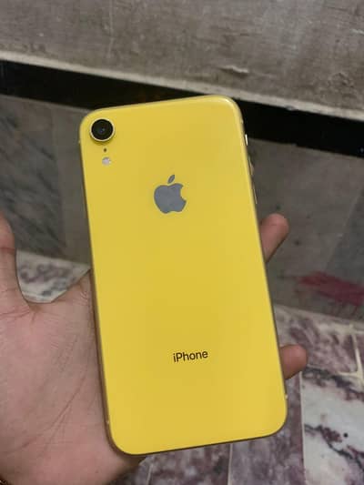 iPhone XR 64gb jv sim glass carck