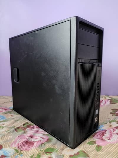 Hp Z240 xeon e3 1245 v6 ( i7 7700k )