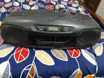 Panasonic radio tape , can also connected with laptops as speakers