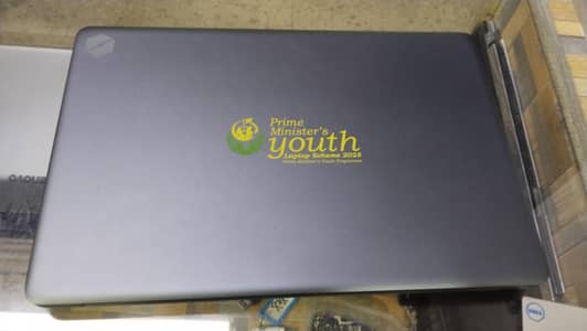 box pack  laptop for sale