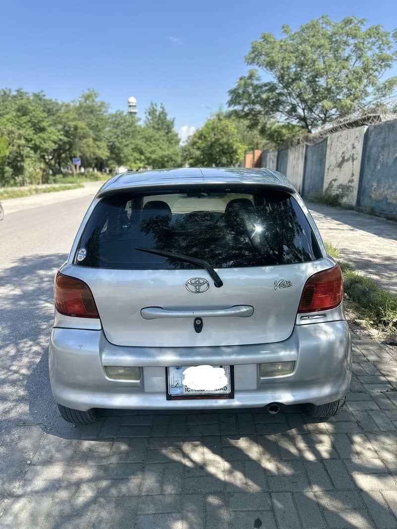 Vitz 1.3 4