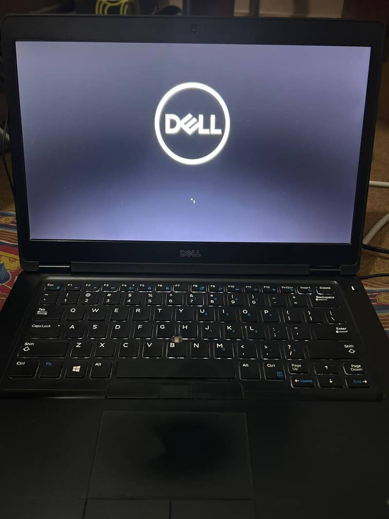 Laptop 0