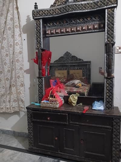 Dresser for sell