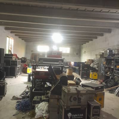 Sawa 2 Kanal Commercial Ware House For Rent
