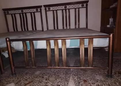 bed set for urgent  sale