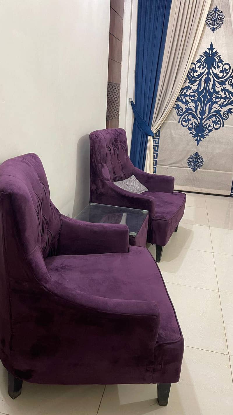 chairs with table 2
