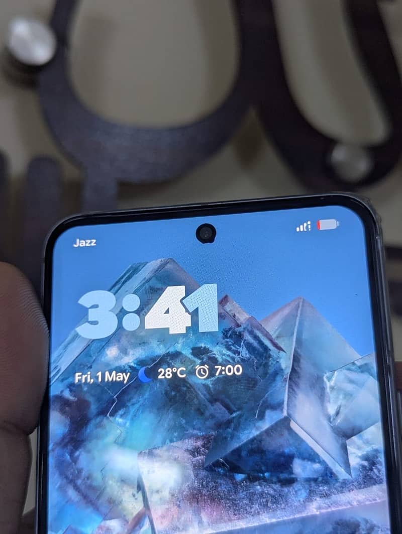 Google pixel 8 5