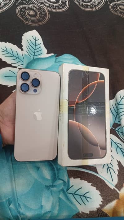 I phone 16pm just box open hai 20cycle count 100health 10/10 box cable