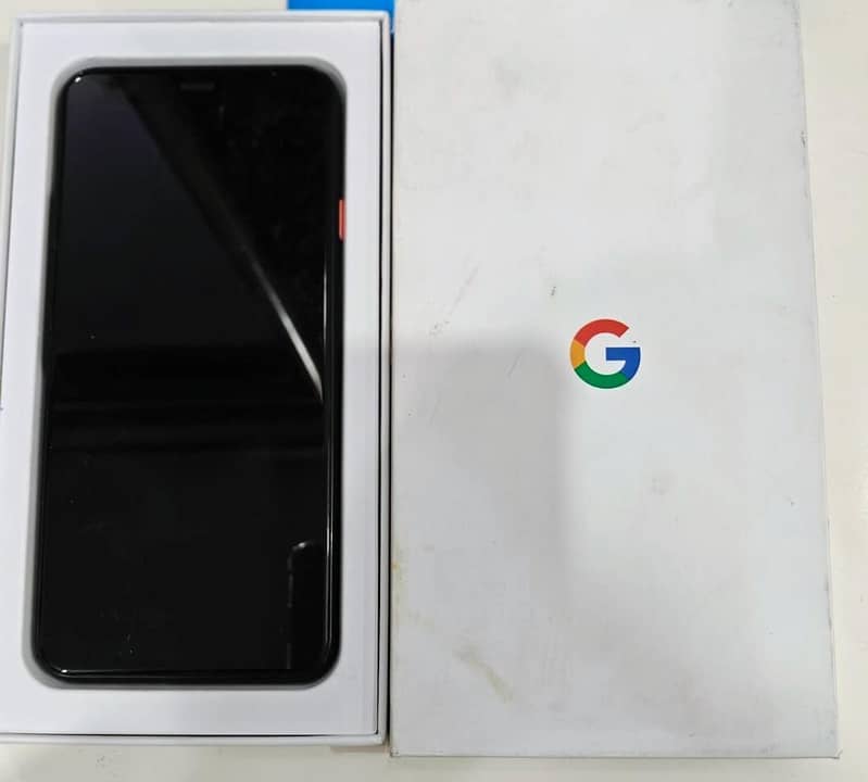 Google Pixel with Box 0