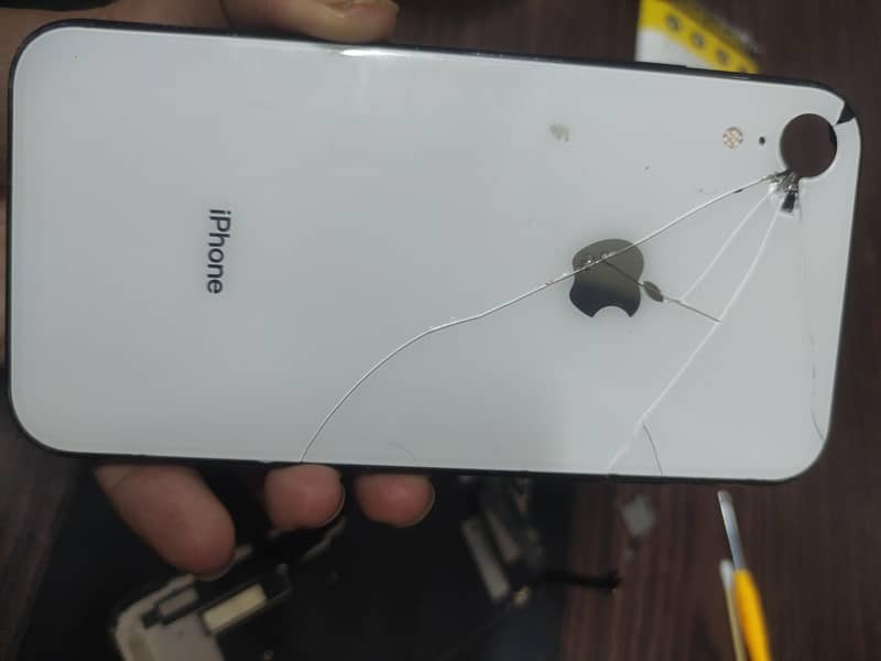 iphone xr dead 2