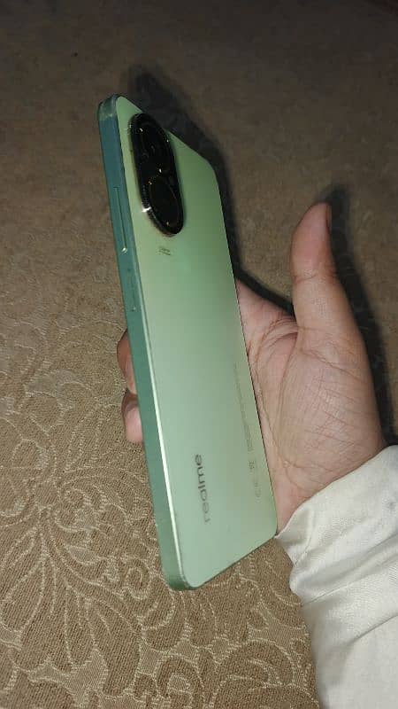 Realme C67 3