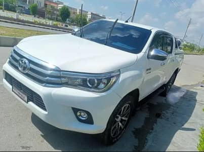 TOYOTA HILUX REVO 2019 MODEL