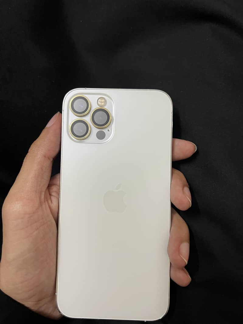 Apple iPhone 12 Pro 1