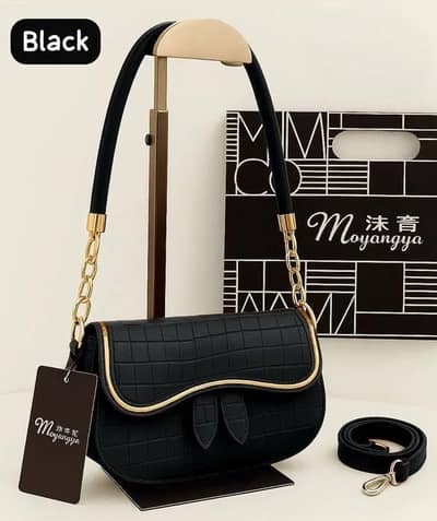 Black leather shoulder bags for woman