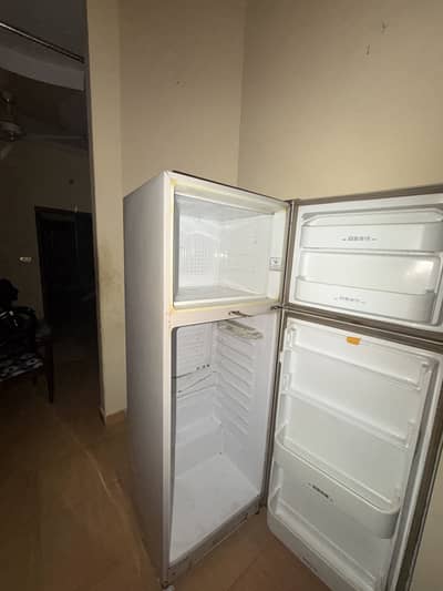 Dawlance Fridge