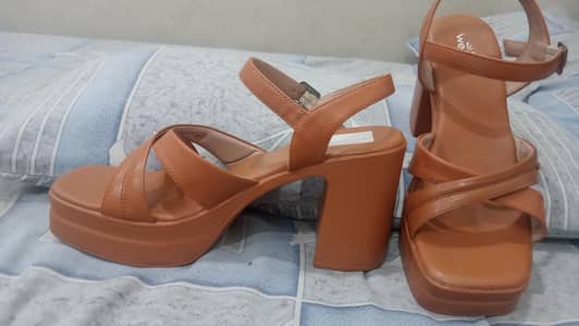 Tan Brown Heel 3 inch block heel