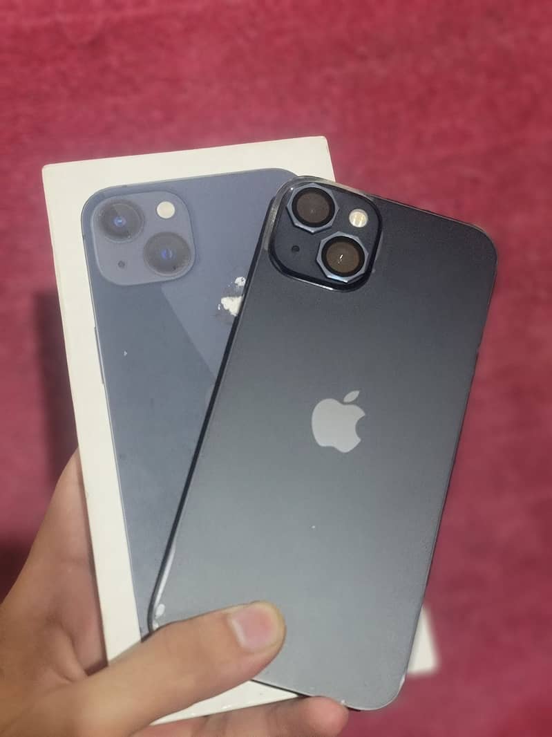 iPhone 13 ja 1