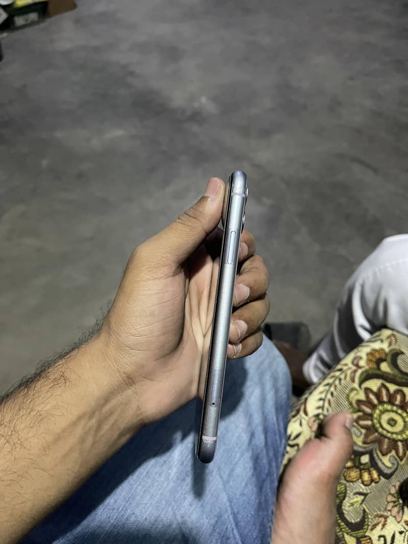 Iphone 11 5