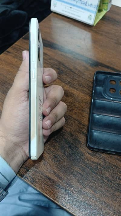 vivi s7 . . .
