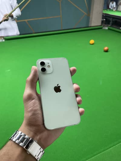 I phone 12 128gb jv