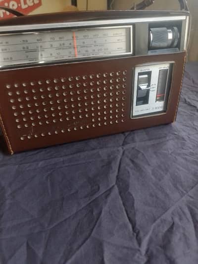 radio national Panasonic R312 good working for sale