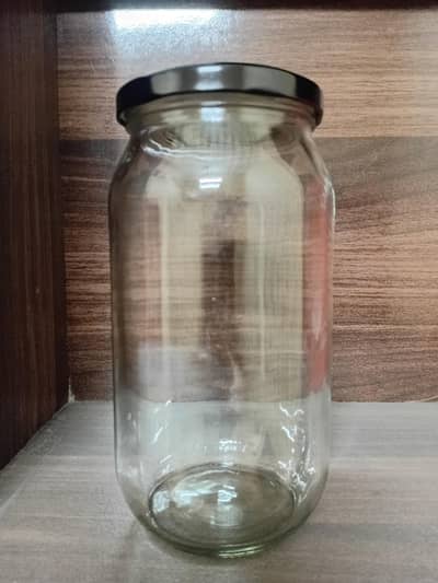 1kg glass jar with black metal cap