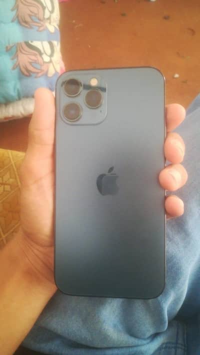 I phone 12 pro max jv