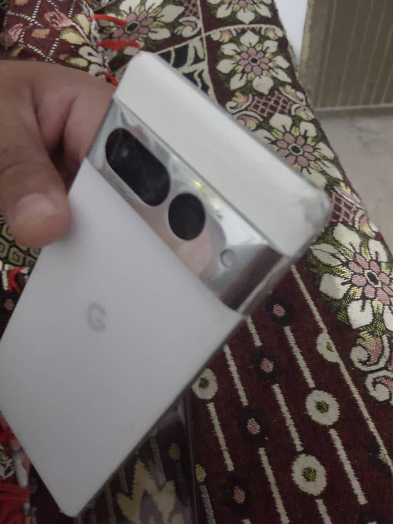 google pixel 7pro 8/128 2