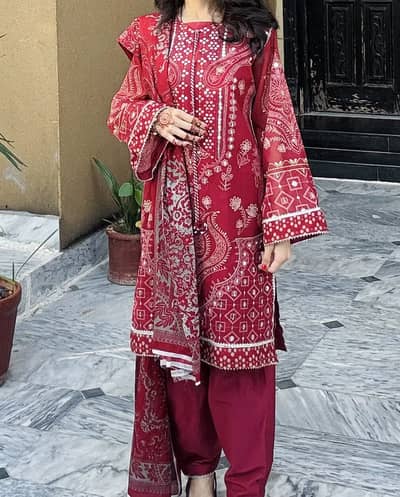 Embroided shalwar kurta