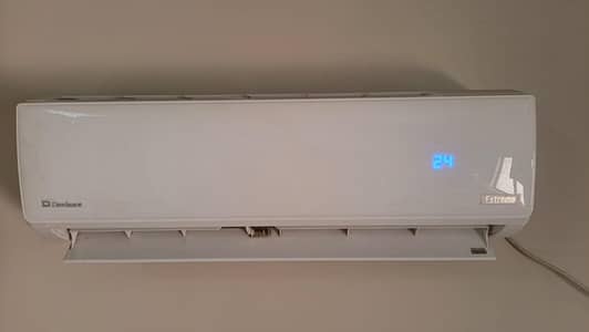 1.5 ton AC for sale condition 10/10