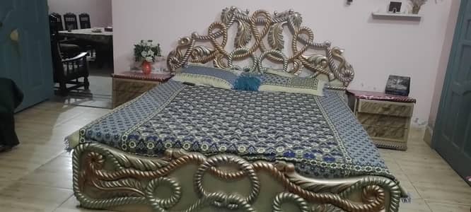 Wooden Bedroom Furniture Set