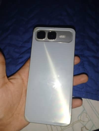 phone without box Baki all ok ha 10 by 10 condition ha or 4 128 ha PTa