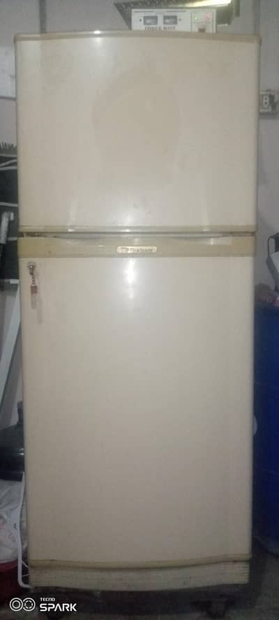 Refrigerator For Sale