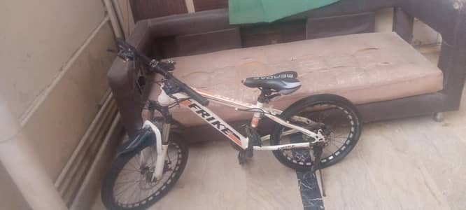 gear, disc brake & shock very good condition