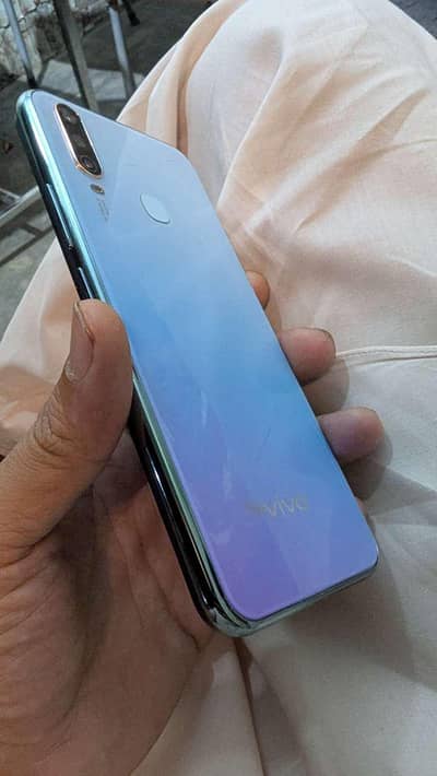 vivo y17