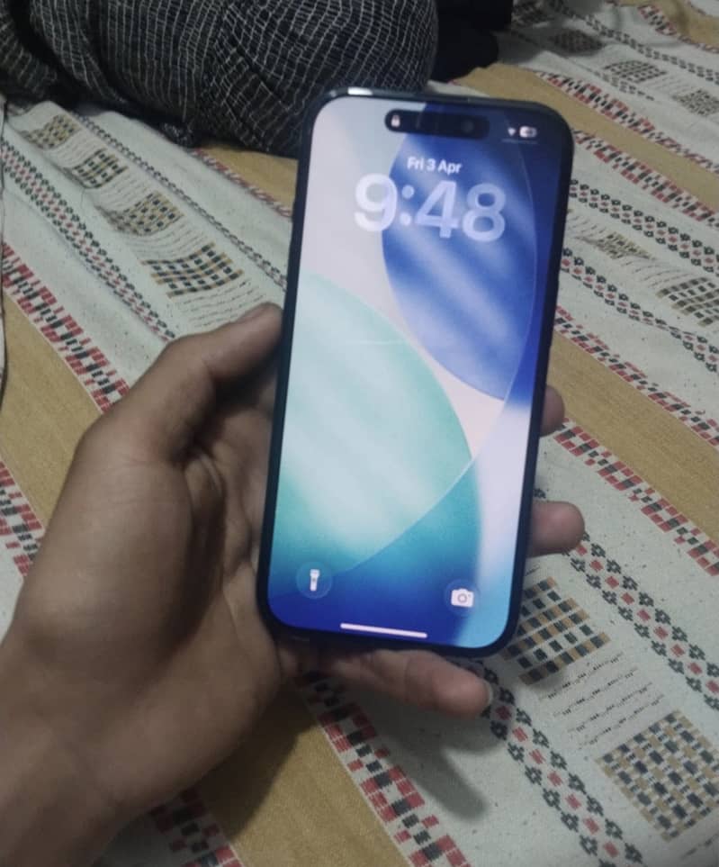 Apple iPhone 15 5