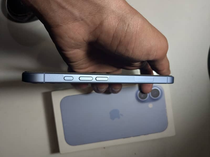IPHONE 17 1