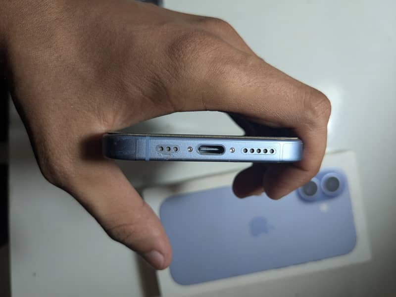 IPHONE 17 3