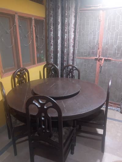 6 chair Round dining table