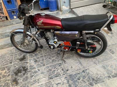 Honda cg 125 self start silver edition