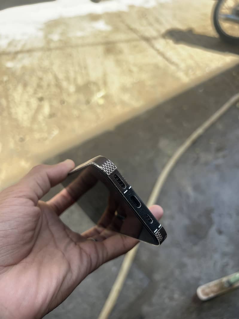 Iphone 15 bypass 4