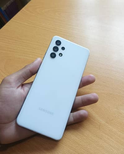Samsung A32 9/10 for sale