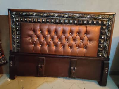 wood double bed
